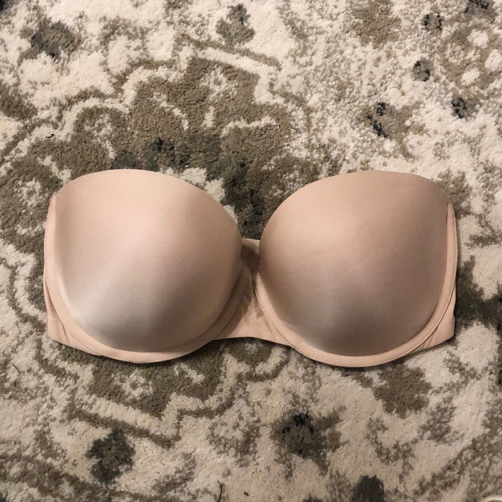 Victoria’s Secret Strapless Push Up Bra 34DD